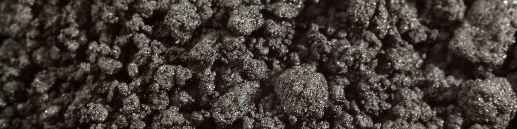 化学工业产生的贵金属废料