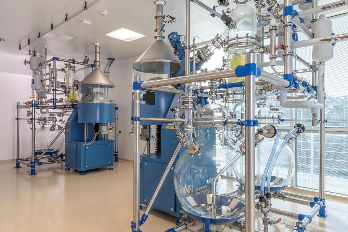 Laboratory equipment